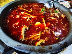 -谭记石锅鱼府(三道堰店)