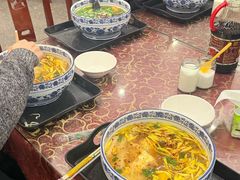 -火烧房子菊花米线(兴盛路店)