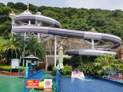 -平湖九龙山乐满地水上乐园