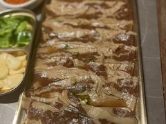 -草家酱蟹炭火烤肉店(珲春南路一店)