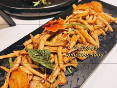 -荟廷·晶萃(陆家嘴尚悦湾店)
