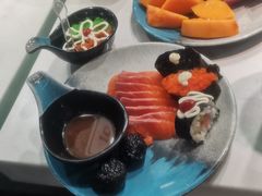 -圣罗巴甄选自助(麦凯乐店)