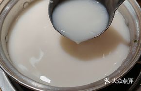 Freshly Boiled Soy Milk Porridge Base