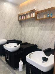 -V HAIR SALON造型