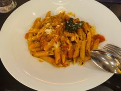 -卡佩罗意大利餐厅及酒吧Al Cappello Trattoria