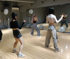 -HI dance 舞室