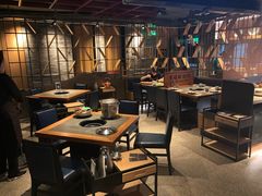 大堂-老墙根涮肉·铜锅·烧烤(欢乐谷·王四营店)