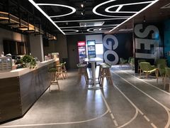 -莱茵体育生活馆