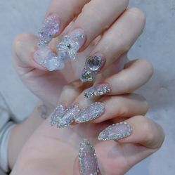 -悦指间美甲美睫