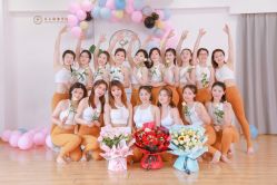 -亚太瑜伽普拉提学院