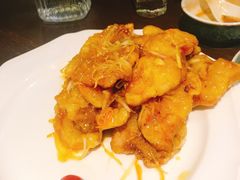 -梧桐树下(云锦世家店)