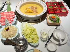 -领鲜天下·焗海鲜·花胶鸡(天目里店)
