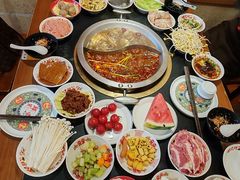 -沸炉重庆老火锅(军事博物馆店)