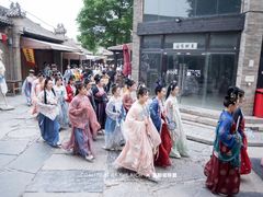 -流光锦时汉服体验馆(雁塔店)