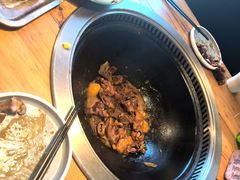 -锅老头海鲜铁锅炖