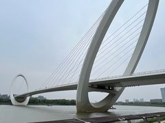 -南京眼步行桥