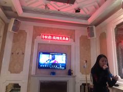 -麦克小熊时尚量贩KTV(侨乡店)