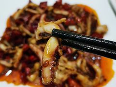 -扒虾小妹儿麻辣海鲜(宏图街店)