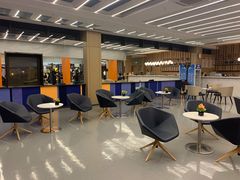 -莱茵体育生活馆