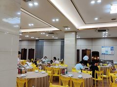 -202特色排档(洪文店)