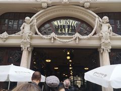 -Majestic Café