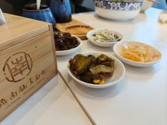 -镇南锅盖面馆(解放路店)