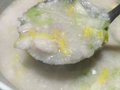 -聚鑫朋酸菜肥肠(文艺路口店)