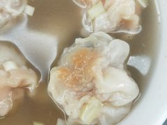 蟹子鲜虾净云吞-周门传统竹升面