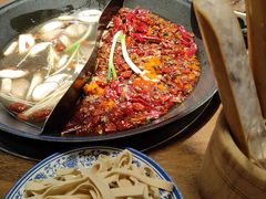 -萍姐火锅·公路夜市(武汉首店)