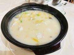 -品香菜馆(旗峰路中侨大厦店)