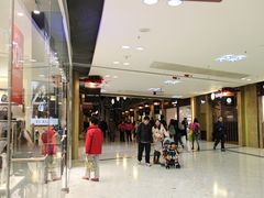 店内环境-东荟城名店仓