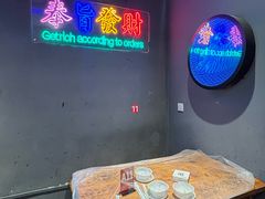 -老街烧烤大排档·地道湖北菜·龙虾馆(汉口火车站店)