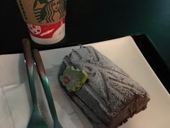-星巴克臻选(深圳龙华红山天虹店)