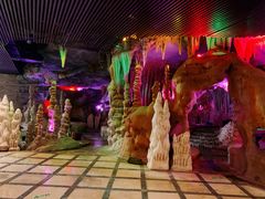 -泉城欧乐堡戏水湾艺术养生温泉