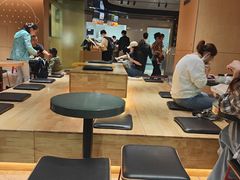 大堂-麦当劳(龙阳路店)