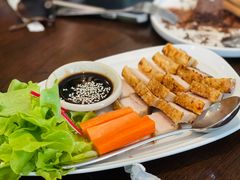 -Chom Cafe and Restaurant