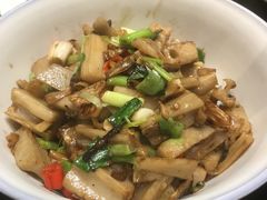 卜豆角炒藕丁-一江水食府(后湖店)
