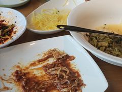 -严记小天府酸菜鱼(西四路店)