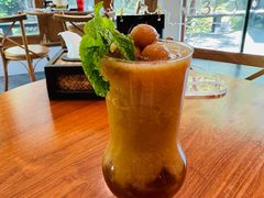 -Chom Cafe and Restaurant