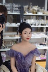 -欣薇婚纱(新源乐汇城店)