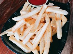 -MARU玛露音乐餐厅(大学路店)