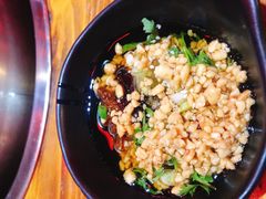 -乐山串串香老火锅(鼓楼店)