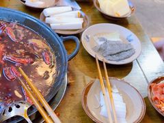 -黄潇洒老火锅(九眼桥宏济巷店)