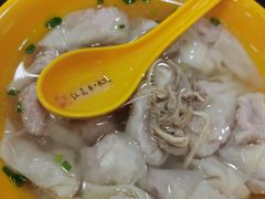 鸡汤馄饨-江万春水饺(安庆总店)