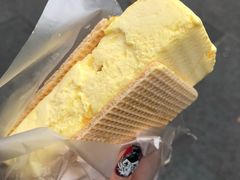 -詹爷爷乌节路街头冰淇淋