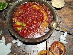 -四小区火锅·巷子里的重庆火锅(花照壁店)