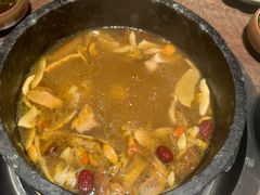 -蘑界·野生菌火锅(深业上城店)