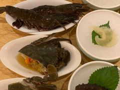 -雍和会海鲜姿造自助(湖东路店)