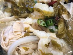 -周鱼小馆石锅酸菜鱼(活力汇店)