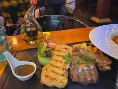鲨鱼烤肉拼盘-SHARK鲨鱼餐吧(购物公园店)